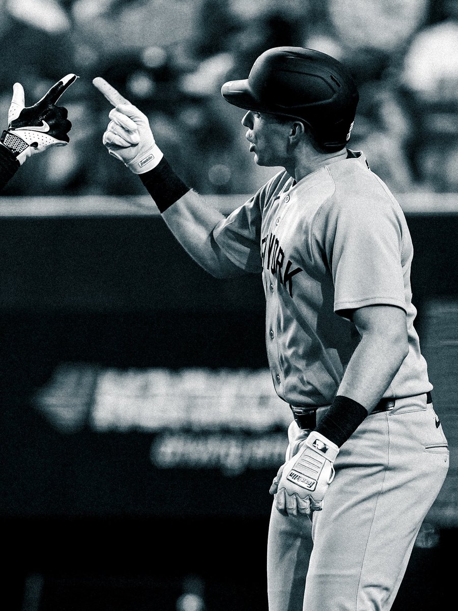 Yankees's tweet image. Benny &amp;amp; The Judge. 

#RepBX
