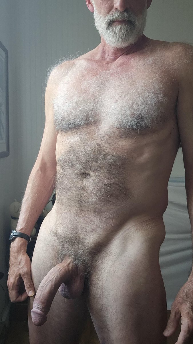 Daddy 4 Daddies tweet media