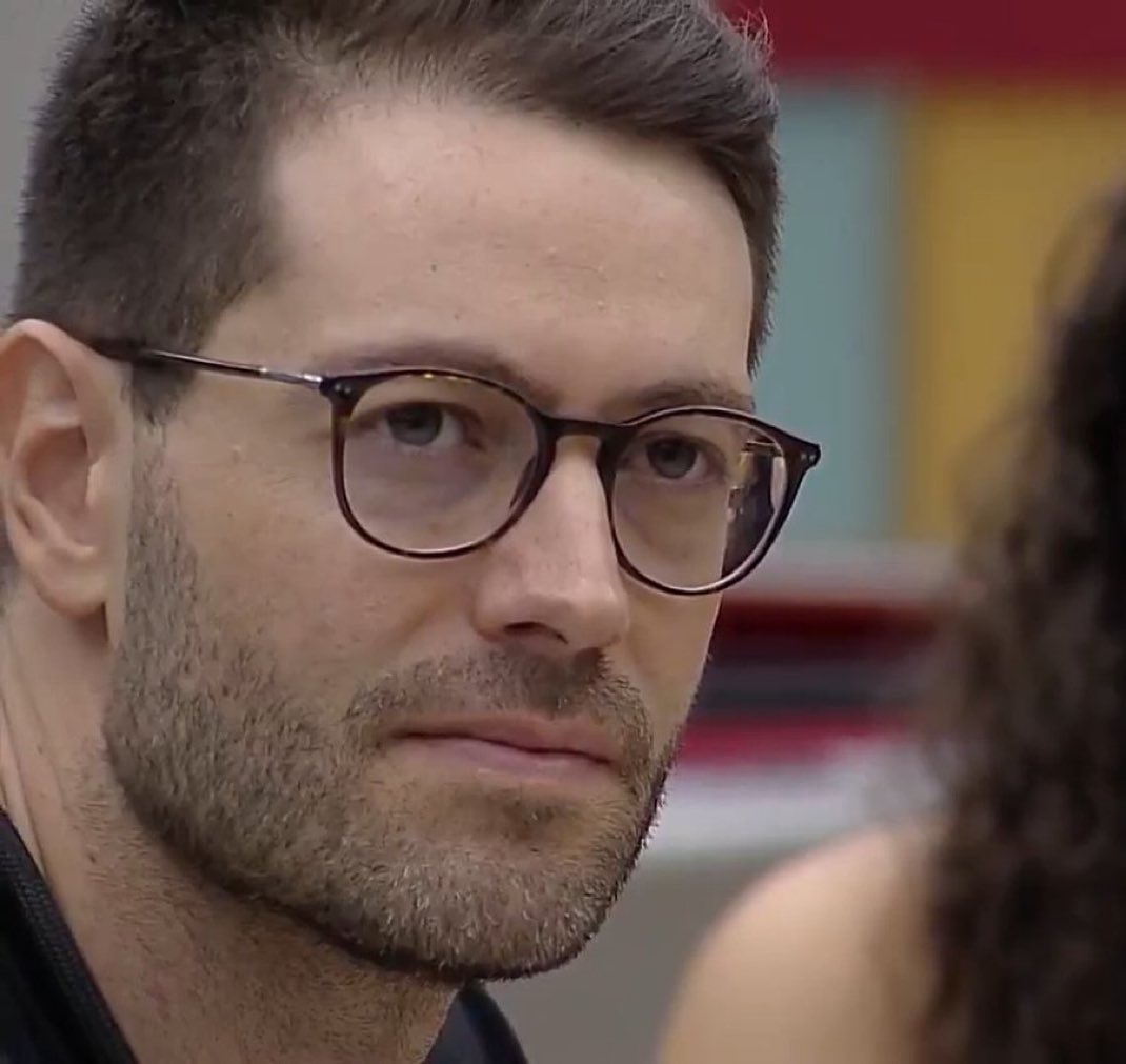 Se você está torcendo pro jackson fav aqui quero saber quantos somos #CasaDoPatrão