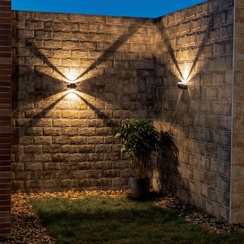 YundaLighting's tweet image. 🌓 Shape walls with light.
Yunda B-013035 &amp;amp; B-013037 offer single &amp;amp; dual-direction lighting to enhance façade depth with clean cylindrical design.

🌐 yundalighting.com
📩 sales4@yundalighting.com

#walllight #outdoorlighting #ledlighting