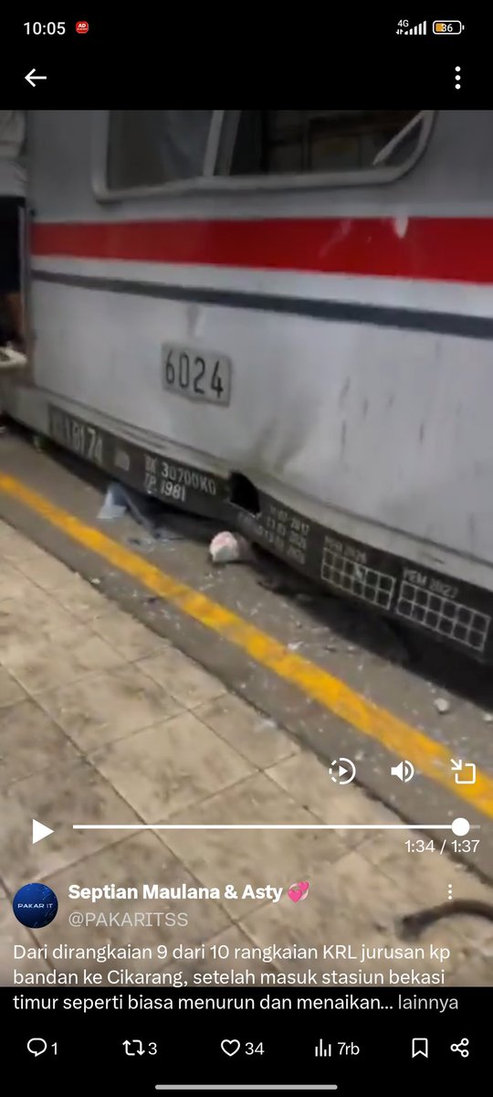 potatissho's tweet photo. @syahhalugapeka @MungilKeci97860 aku gk tau itu cuma sepatu doang ato ada kakinya. aku nangisin ini dri tadi gimana kalo misal itu badannya di bawah kehimpit😭 https://t.co/Hptcl1b2ND