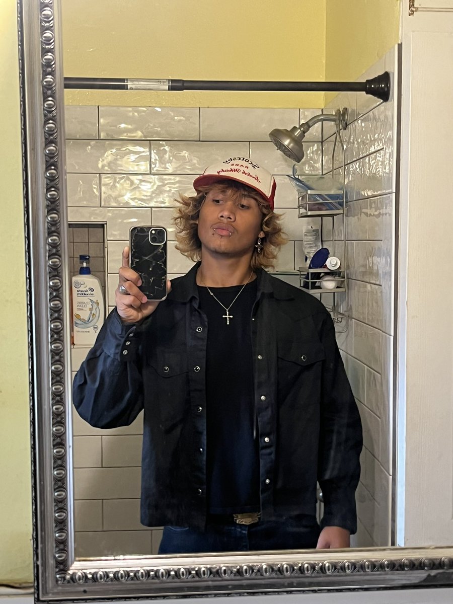 ResurrectCosxmo's tweet photo. Been a while got a snippet for yall tomorrow https://t.co/1sasu1R02q