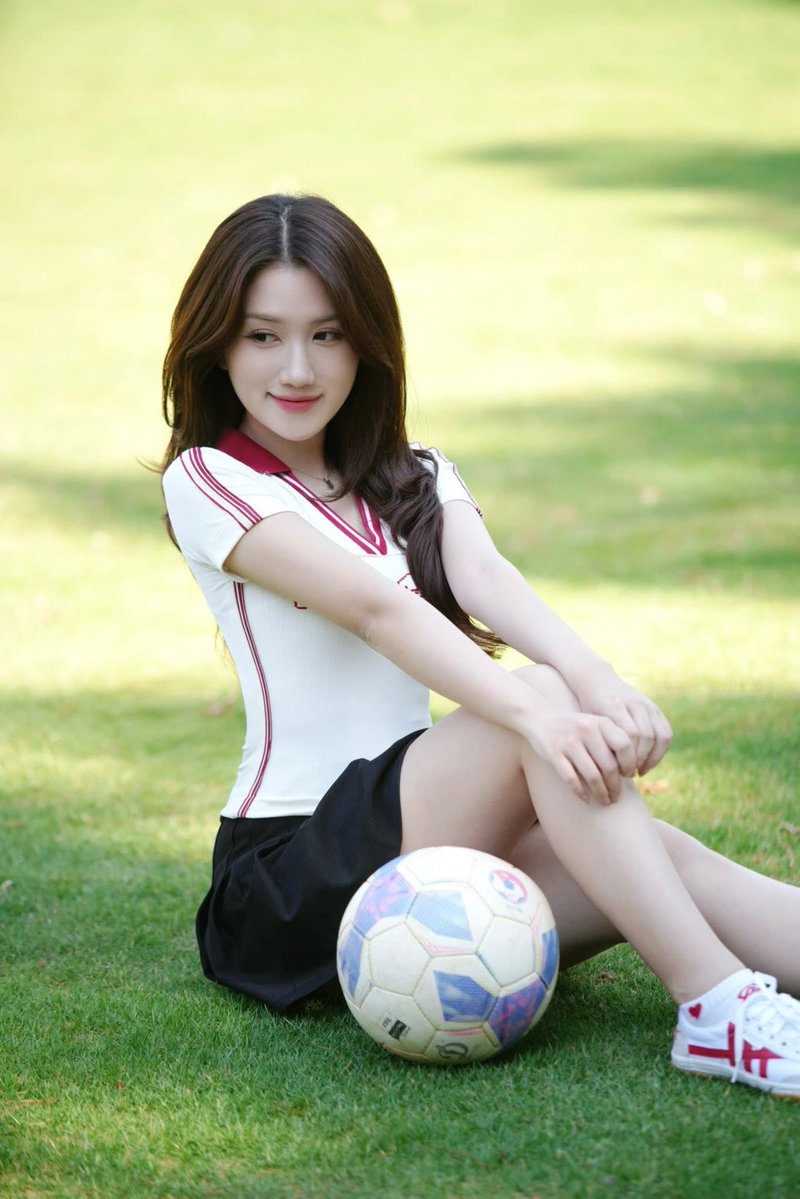 Linh Nắng tweet media