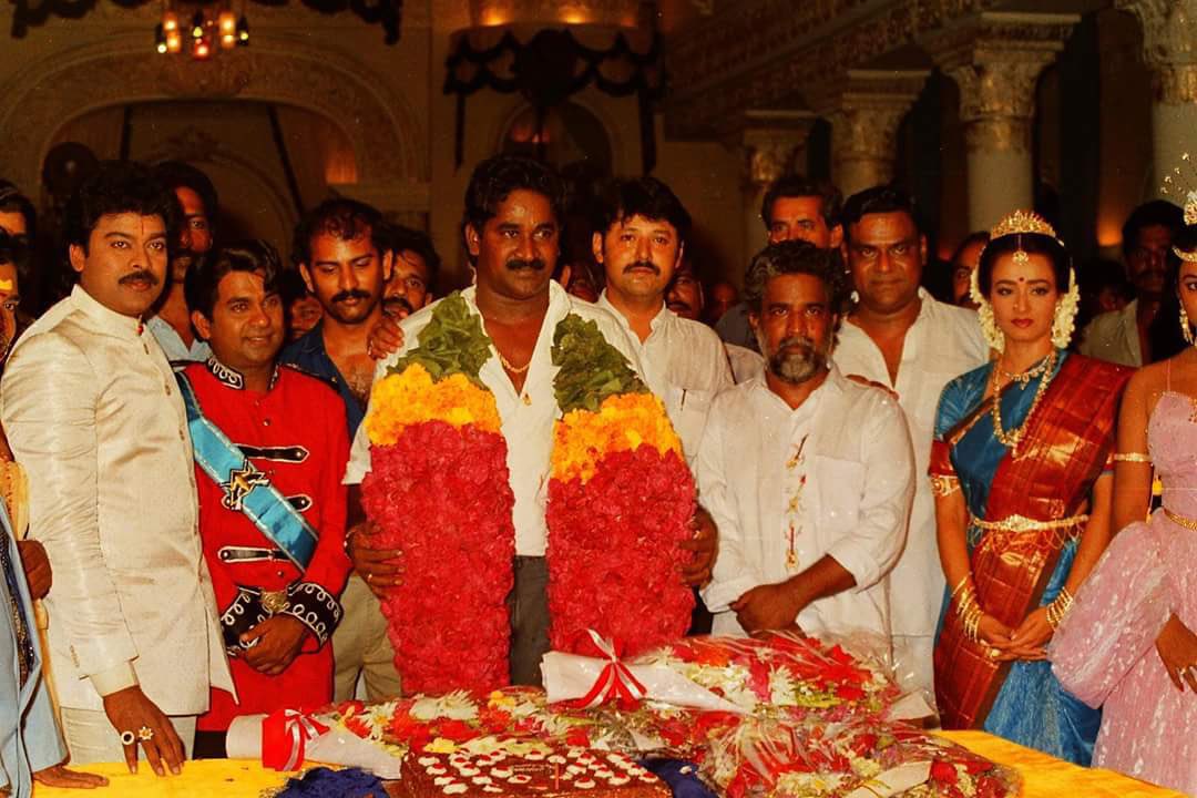 Deepu0124's tweet photo. Throwback Boss  @KChiruTweets 😍

Raja Vikramarka Shooting location

Ravi raja birthday https://t.co/V1IIBVu7KV