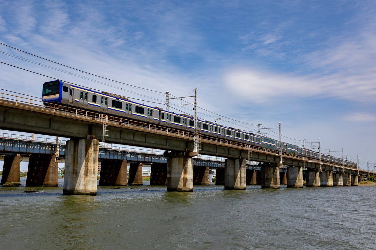 横横鉄道技研 tweet media