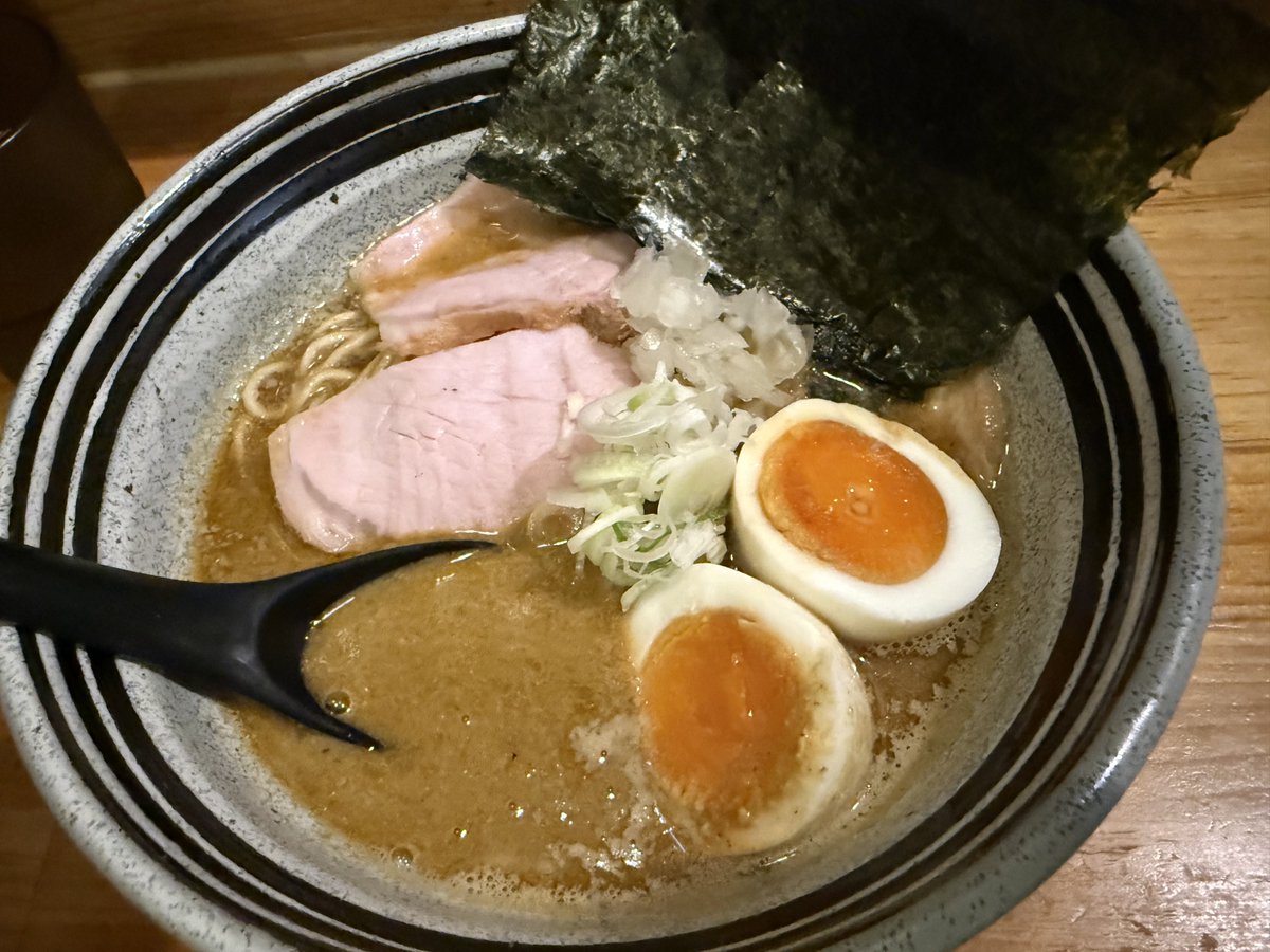 焼きマシュマロ🔫💙🐉🐹🧁バイク☦️ピアノしたり໒꒱· ﾟ tweet media