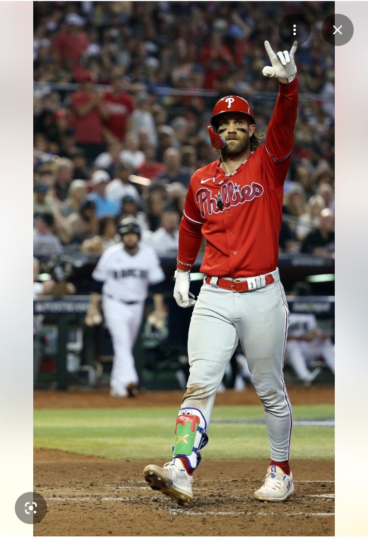 Yolablood96's tweet image. Sprinkled Wet on my mint leaves @ROSCOPCOLDCHA1N #Big #Bloody #Bryceharper