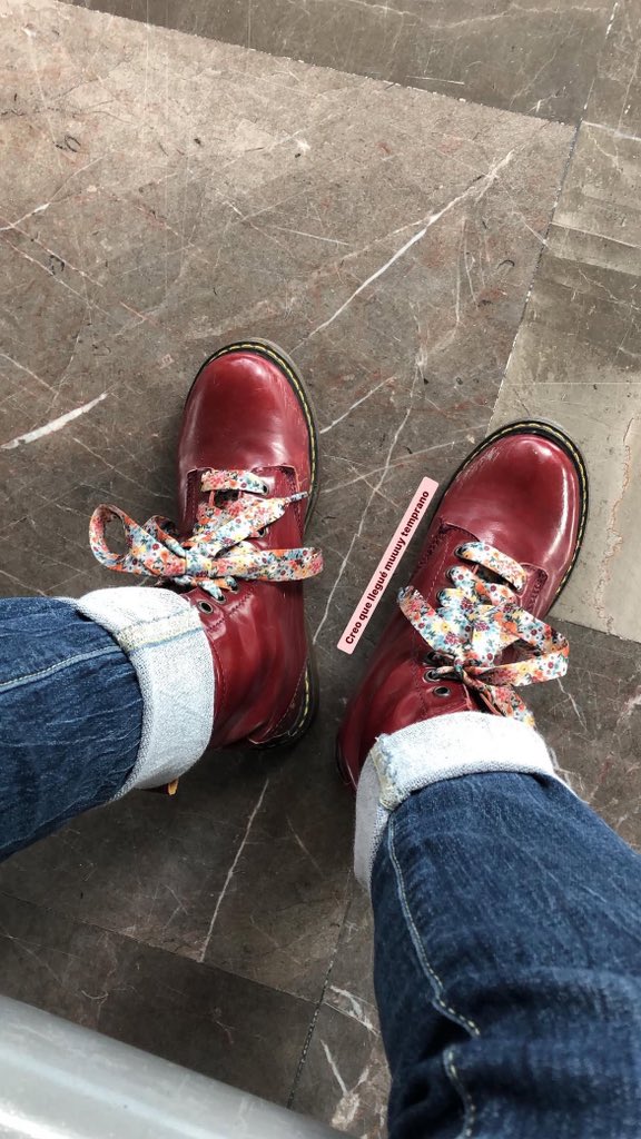 a_elaa's tweet photo. como extraño esas botas 😔 https://t.co/AqatF070tt