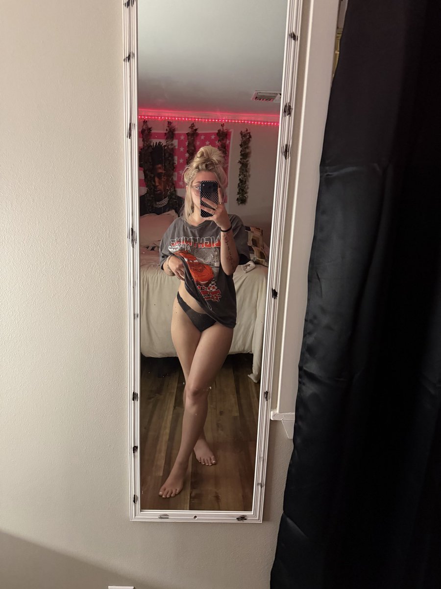 your favorite seller!!!! tweet media