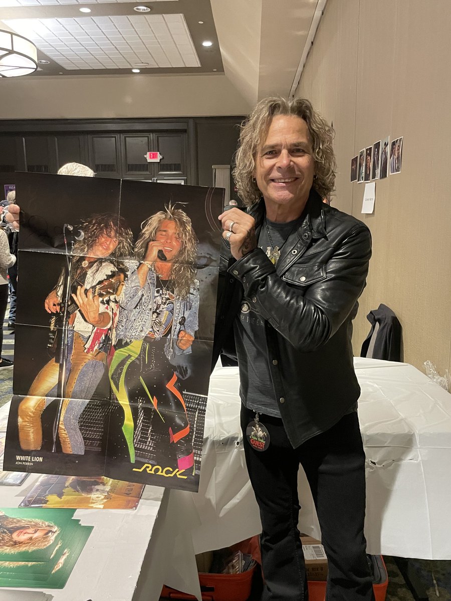 miketrampmusic's tweet image. Had an amazing time at The Chiller Theater Pop Expo, can't praise the event and exprience enough. Thanks for having me!

#miketramp #chillertheater #nj #newjersey #parsippany #convention #popculture #whitelion #pride