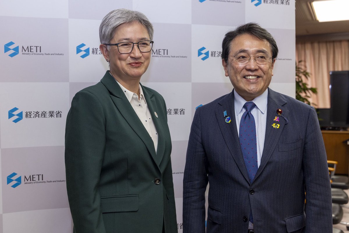 Senator Penny Wong tweet media