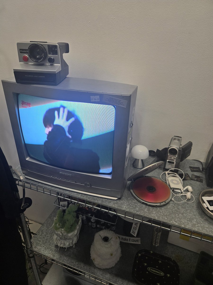 동우 늑대파 tweet media