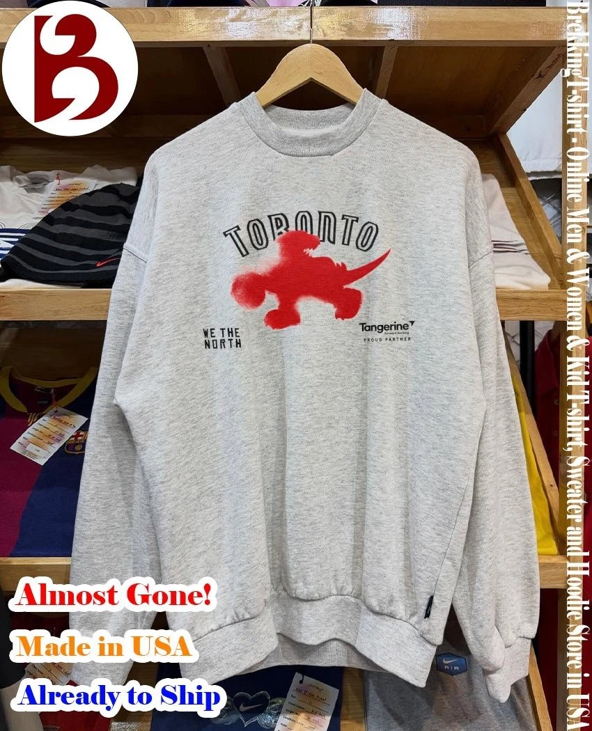 Brekkingtshirt's tweet image. 🏀❄️ We the North stands strong—this Raptors 2026 Game 4 tee captures playoff intensity and Toronto pride in a must-have fan statement.
 brekkingt-shirt.com/product/toront…
#WeTheNorth #TorontoRaptors #NBAPlayoffs #BrekkingTshirt #BasketballFans