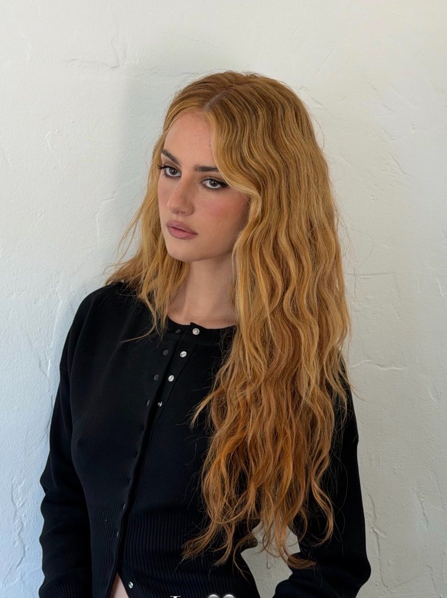 Grace Van Patten Updates tweet media