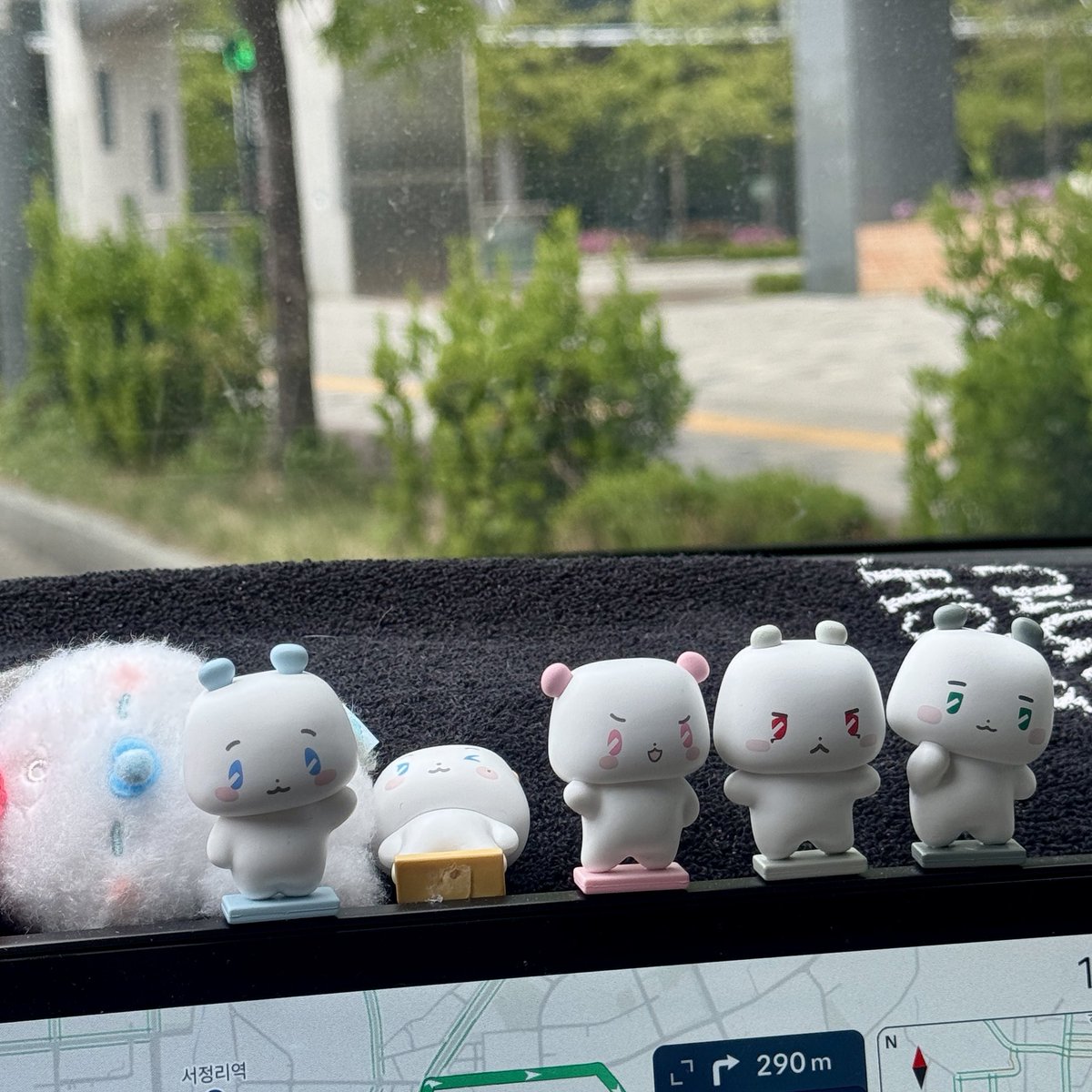 soomm_P's tweet photo. 혼자 그렇게 누워있을 거야…?? 🤣 https://t.co/jufBnan7bH