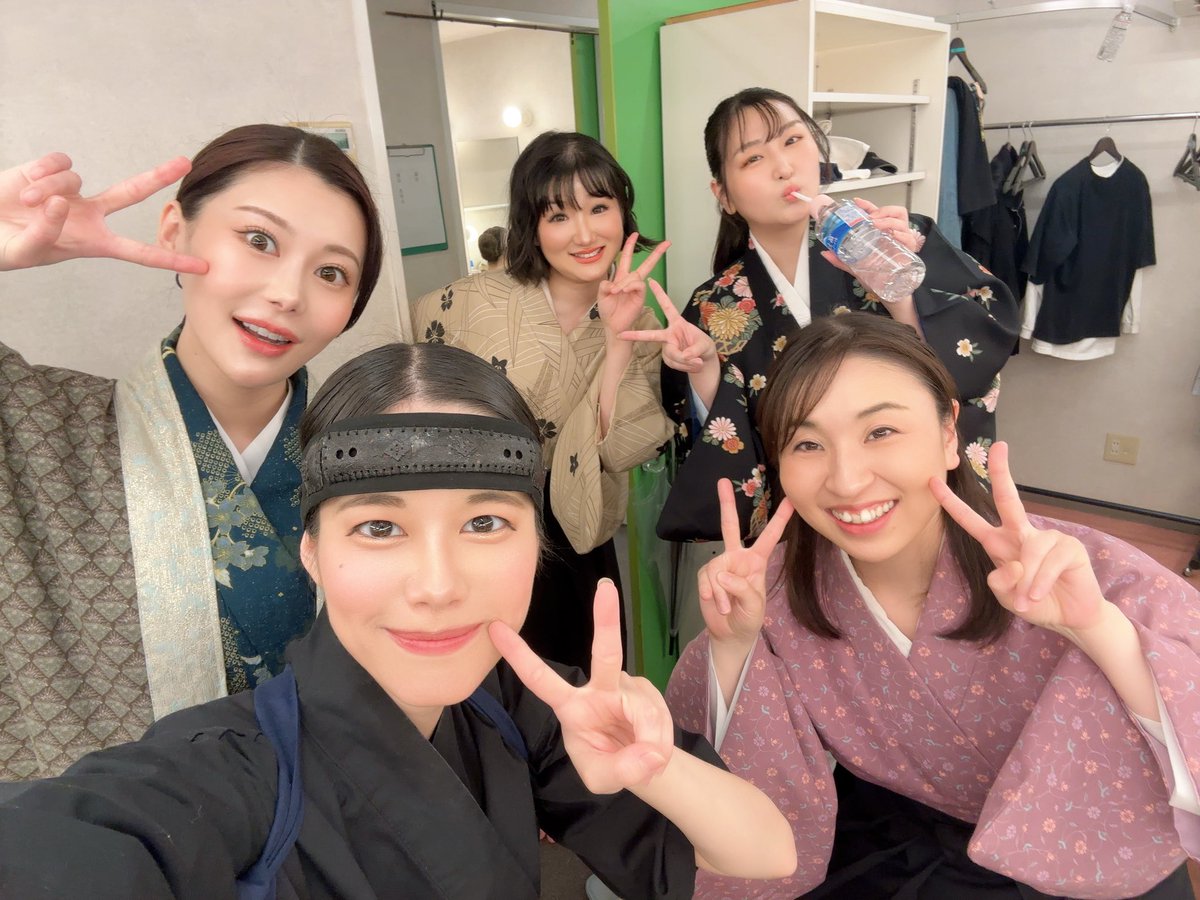 n_Yuu_n's tweet photo. #柳生家の血筋

4日目ありがとうございました！

本日ついに千秋楽！！
最後まで丁寧に🙂‍↕️✨

よろしくお願いします🤝

開場13:30開演14:00

https://t.co/eQviyiqNRN https://t.co/DBCeYmXdTH
