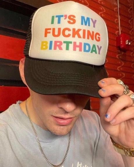 mindy🐈‍⬛☆ bday! tweet media