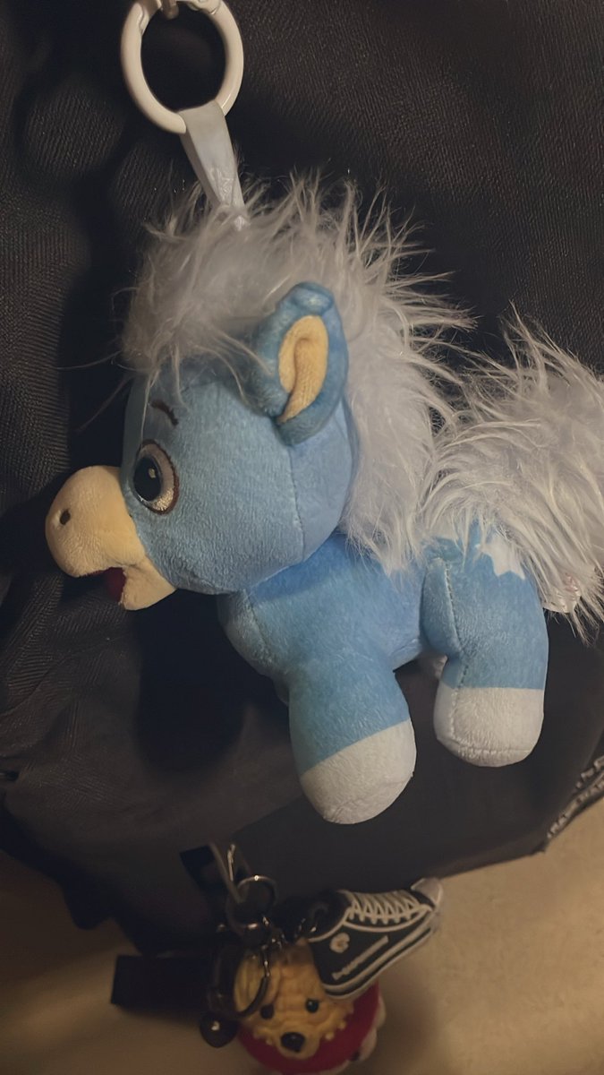 solomonparadox's tweet image. atp anyone yg jalan blkg aku mesti tegur sicomel ini #outstanding #asalways