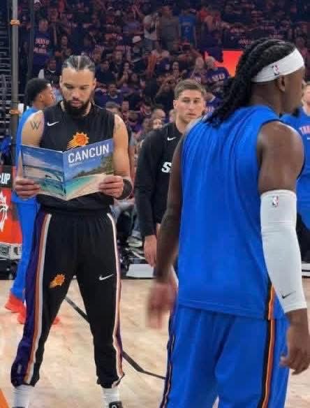 RyanBounce04's tweet photo. @Suns @dillonbrooks24 

🧹

#ThunderUp https://t.co/q6hlk1OL8P