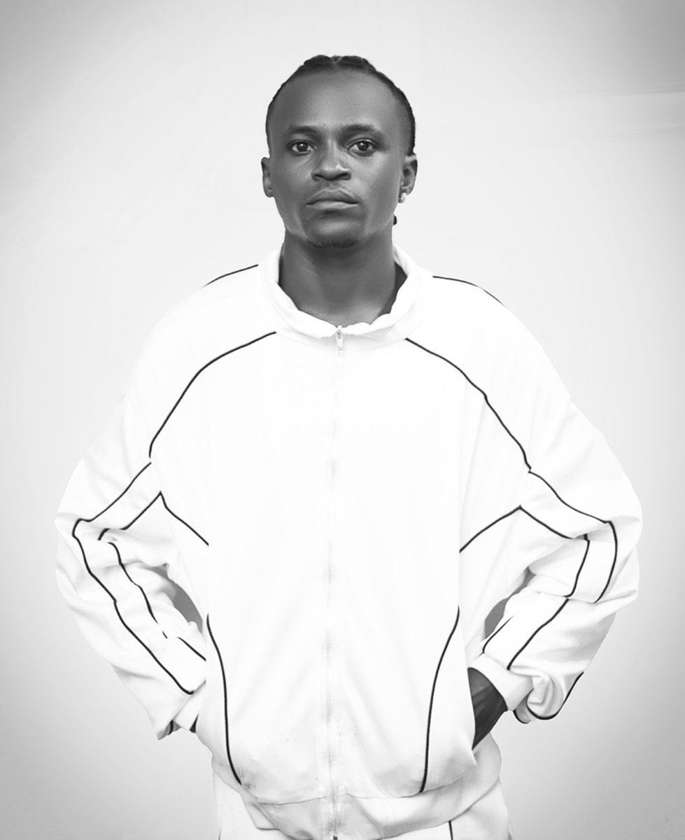 YbeemetaX's tweet image. Stay woke !
Life no suppose hard, as bad a e bad.
Happiness is free but I Dey sad!
#newmusic 🚨 

GM 🍵