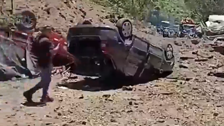 GaryWmMyers's tweet image. #LatinAmericaRising&amp;gt; #Narco #terror kills 20 injures 36 on Colombia highway (2); #Argentina's investment incentive program #working; Peru Police raid #election #chief's home

northwoodsministries.blogspot.com/2026/04/latin-…