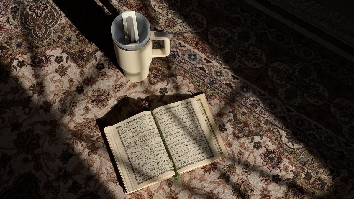 «ومَن آنَسَهُ قراءة القرآن؛ لم تُوحِشهُ مُفارقة الناس»