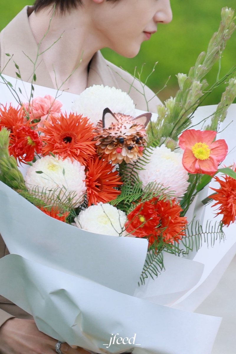 260428 아쿠아 디 파르마 💙 
💐 🦊
#SEOKMATTHEW #석매튜 #제로베이스원 #ZB1