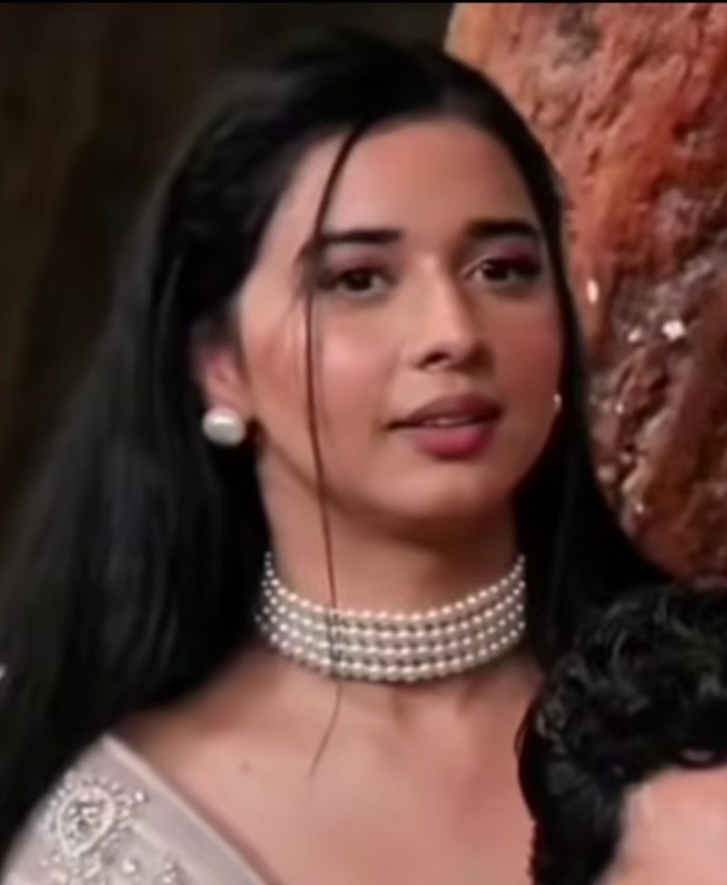 AbbasAnaya's tweet image. One of my most favorite look of #Tanyamittal 😍 in #bb19 @itanyamittal #TanyaKaPrivaar #tanyamittal𓃶