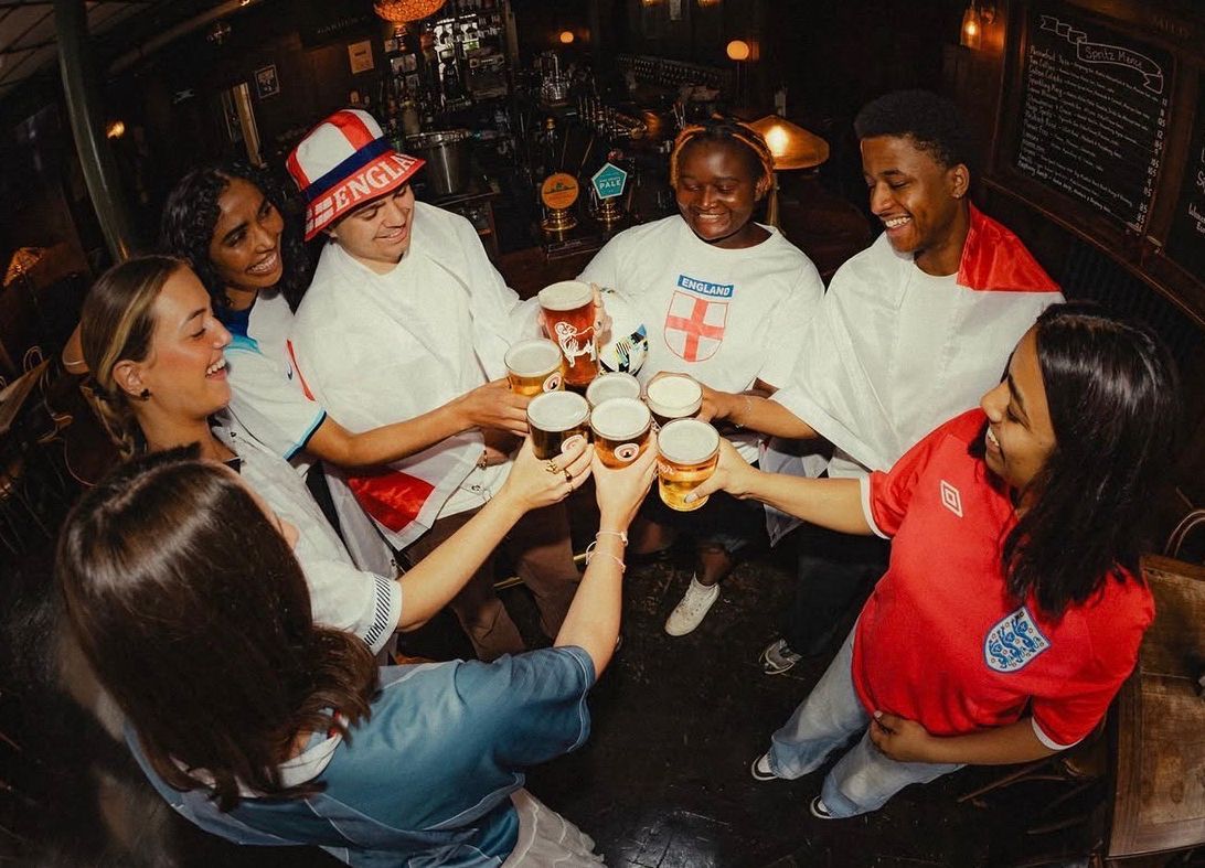 Orange Tree Hotel tweet media