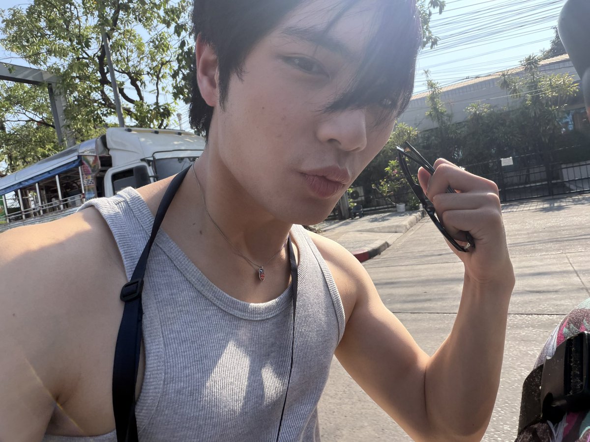 Fuaiz_thanawat tweet media