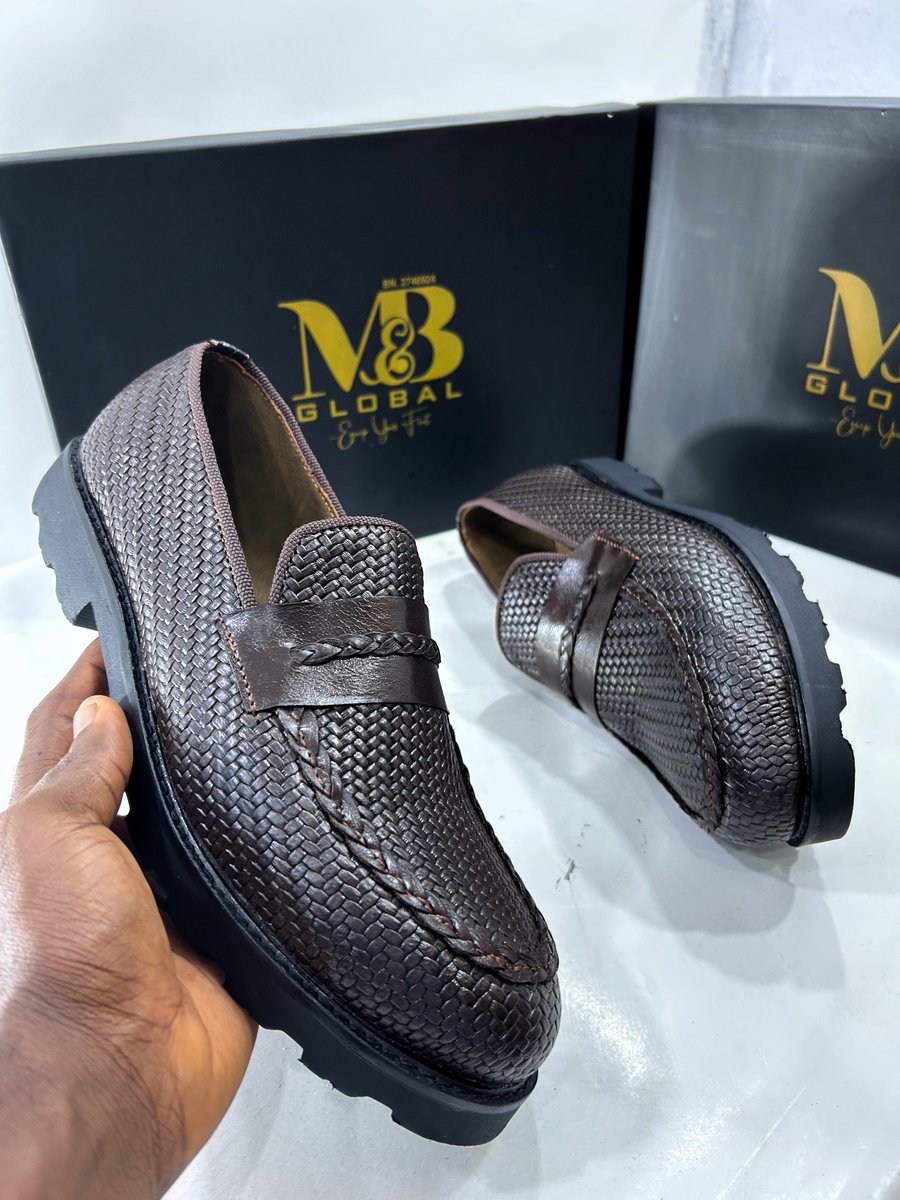 Muize | 👞🤝 tweet media