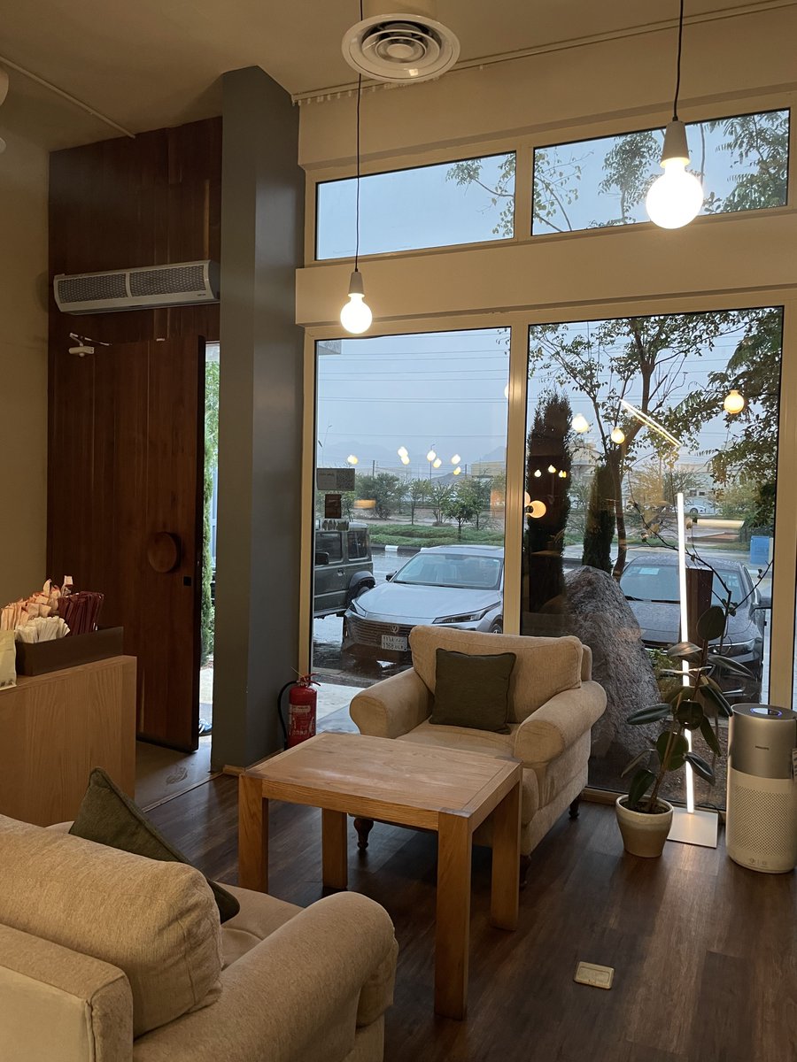 ΛＮΛＳ tweet media