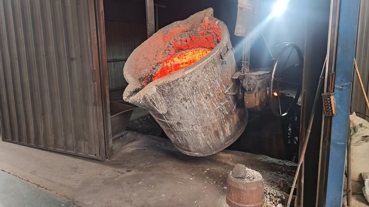 ZSX_Machinery's tweet image. 🚀 Premium Quality Forged &amp;amp; Casted Components Ready! ✅ From molten metal to finished flanges, we ensure top-notch quality! Custom specs &amp;amp; bulk orders welcome! Trust us for durability! 🌍 #Casting #Flange #IndustrialComponents #Manufacturing #FactoryDirect zsxbrakedrum.com
