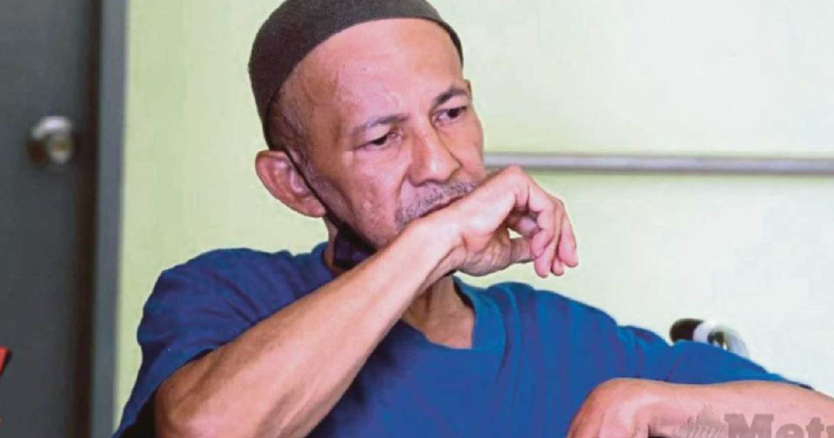 hmetromy's tweet image. #Rap  M Jamil menzahirkan ucapan ulang tahun ke-11 buat anak perempuannya Sarimah Salma dengan harapan menjadi anak solehah dan berbahagia dalam kehidupan. 

hmetro.com.my/rap/rapextra/2…