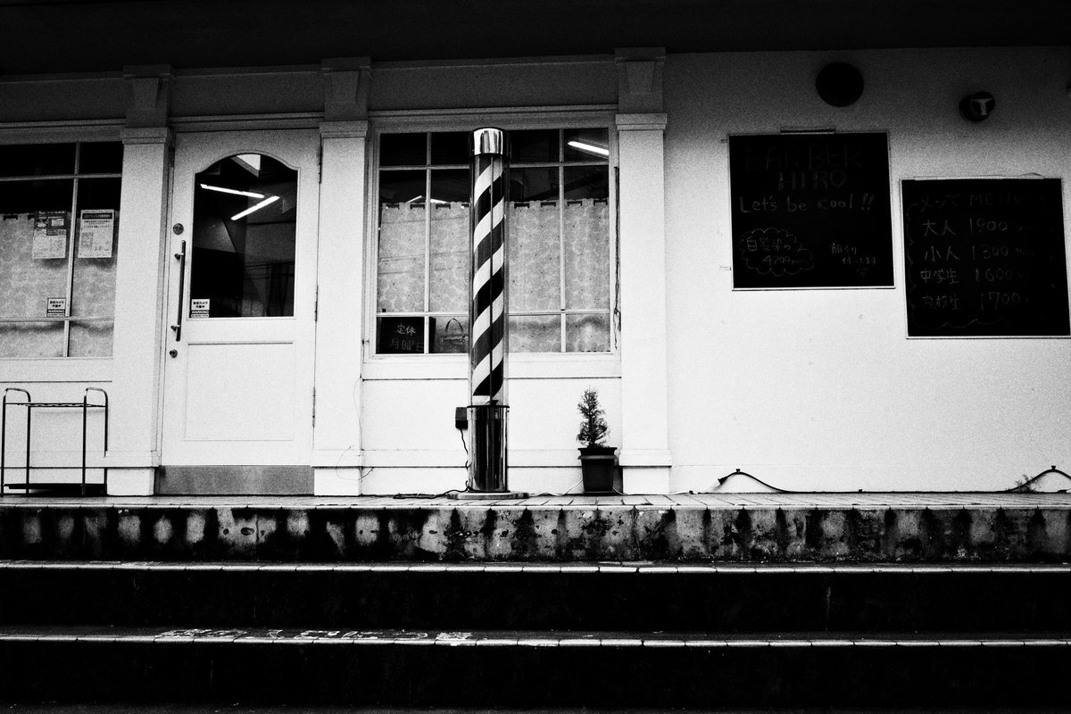 wao_camera's tweet image. 曇天

GRⅣ
#GR4 #SnapShot 
#monochrome