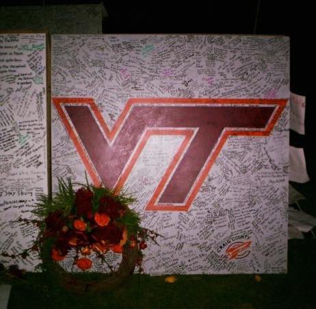 AlexTardiff's tweet photo. 19 years
#livefor32 https://t.co/hUvjdvNpY7