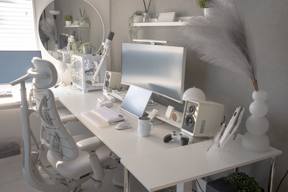 わいせん tweet media