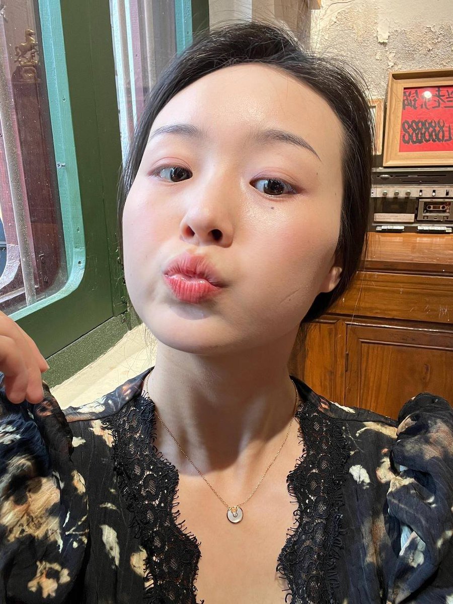 02Swager's tweet photo. 上班第一天，可我完全打不起精神，可能过年这段时间玩的太嗨了吧～

第一天也没什么事，好想睡觉，买杯咖啡提提神...... https://t.co/GYfX4cCnzX