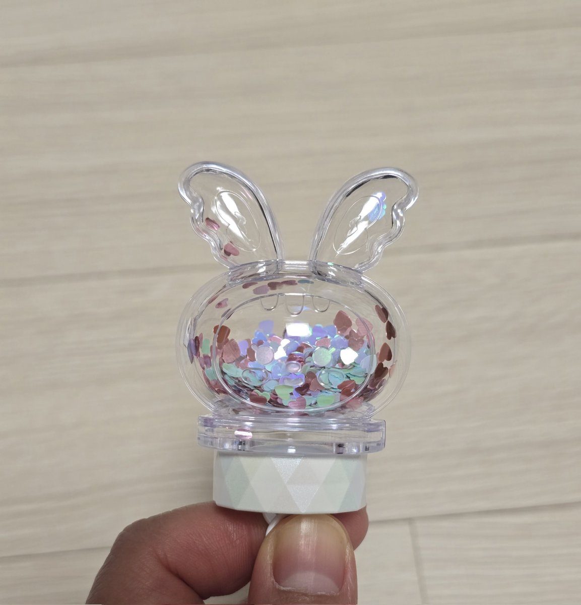 warijjong's tweet image. 세븐틴 정한 쫑토람 응원봉 파츠키링 양도
세븐틴 정한 미니틴 공식 캐릭터 쫑토람 응원봉 파츠입니다!
10주년캐럿봉에 딱 맞습니다!
끼워만보고 사용한번 못해봤네요ㅠ
지금은 품절상태로 구매못하는걸로 알고있습니다.
20,000₩
Only korea address🇰🇷
#jeonghan #seventeen #svt #sell