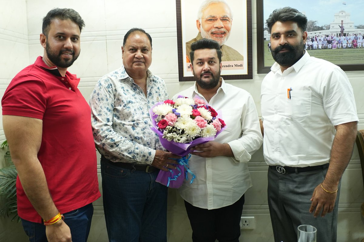 Umang Bajaj tweet media