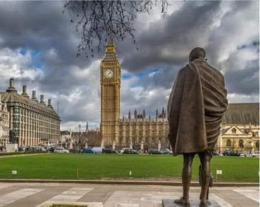 BajpaiP_K's tweet image. मैं अभी भी जिन्दा हूॅं......

#Gandhi