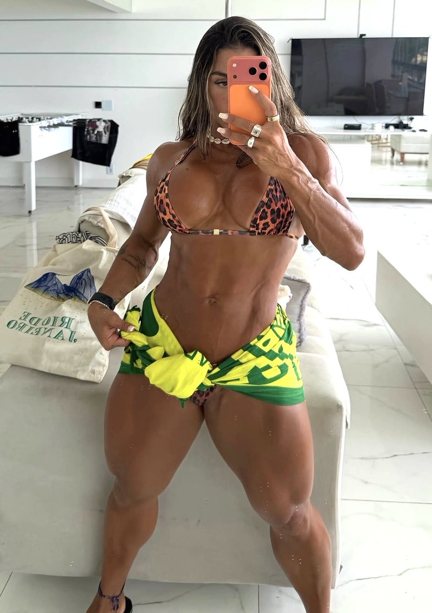 all_about_gym's tweet image. Quads so thick they need their own lane 🚧

#muscle #musclemommy #womenbodybuilders #femalemuscle #brazilian #gym #gymgirl #fafa #fitness #fitgirls #FitnessMotivation #AtletiBarça #ipl 
#femalebodybuilders #musclegirl #gymwear #gymmotivation