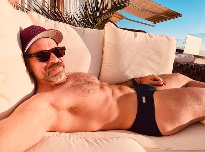 JuanBart94's tweet image. José Antonio Neme, periodista chileno. 🩲
#playa #sol #bikini #underwear