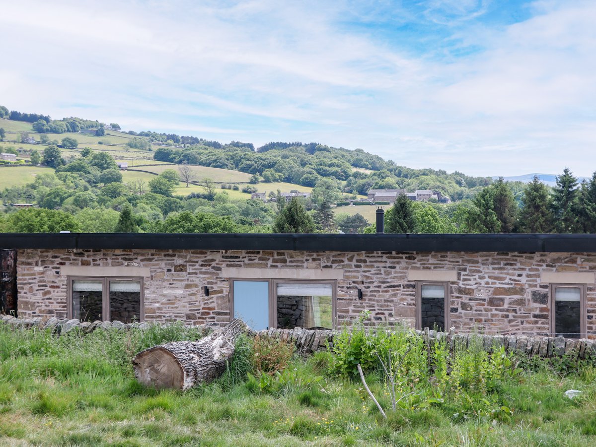 scateringcouk's tweet image. The Stables - Vineyard Stay is a charming, single-storey holiday home situated in the village of Mellor near Marple Bridge in...

🐾 Dog friendly
📍 Marple, Greater Manchester

selfcatering.co.uk/england/greate…

#Marple #GreaterManchester #DogFriendly #HolidayCottage #SelfCatering