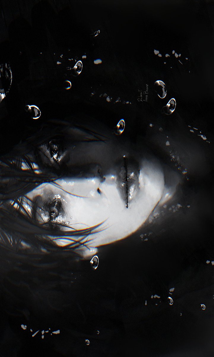 Lover, lover, lover dies 'cause there's no way
Lover, lover, love is gone, no matter what I say
#Hyunjin #Straykids