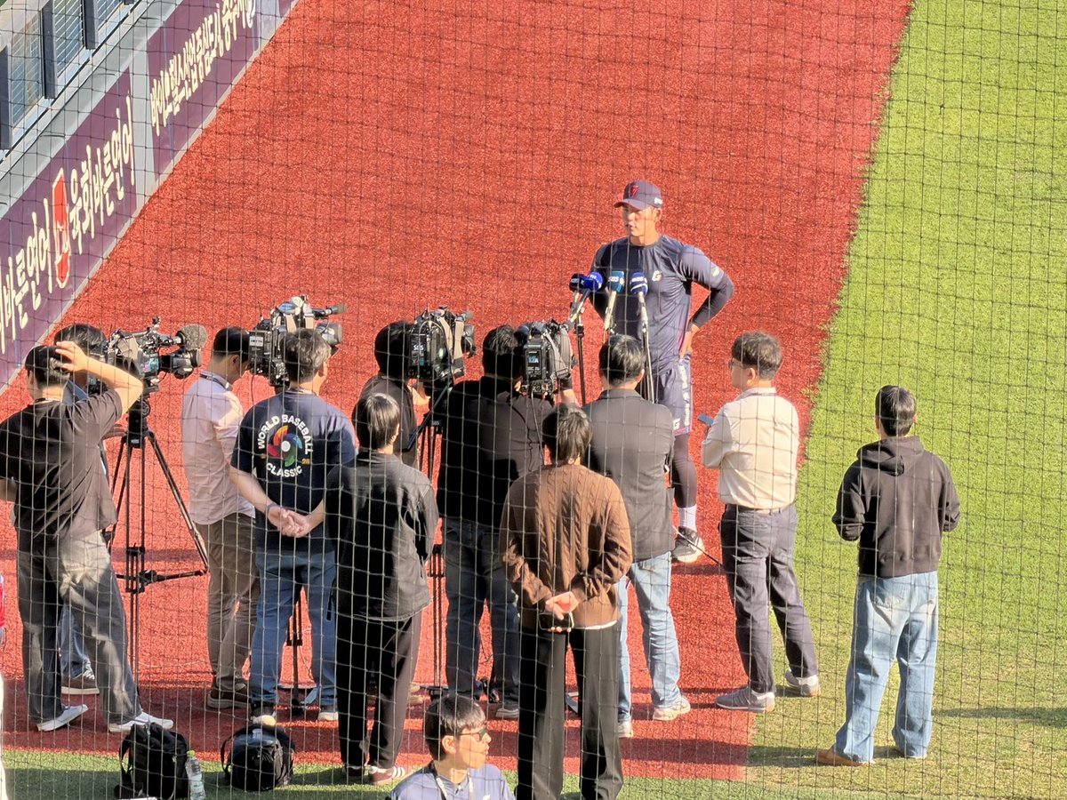 배지헌 tweet media