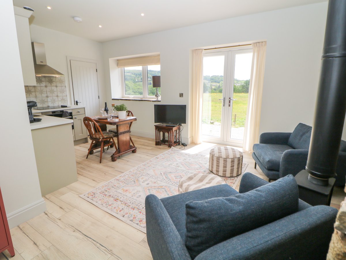 scateringcouk's tweet image. The Plucking Shed is a wonderful, single-storey holiday home located in the village of Mellor near Marple Bridge in Greater...

🐾 Dog friendly
📍 Marple, Greater Manchester

selfcatering.co.uk/england/greate…

#Marple #GreaterManchester #DogFriendly #HolidayCottage #SelfCatering