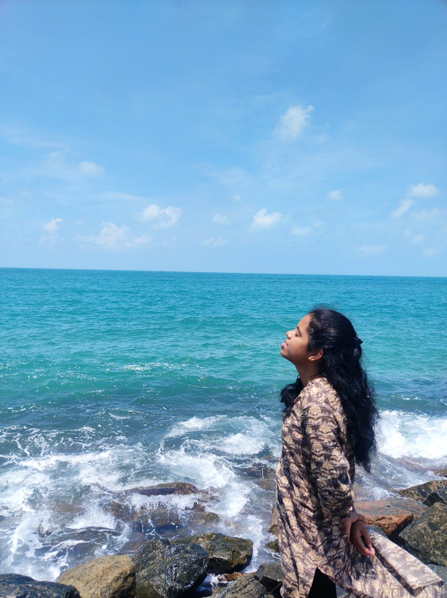 IAMTHESS4's tweet photo. Rameswaram
&amp; 
Dhanushkodi
🥰✨ https://t.co/dLktKYEJ0m