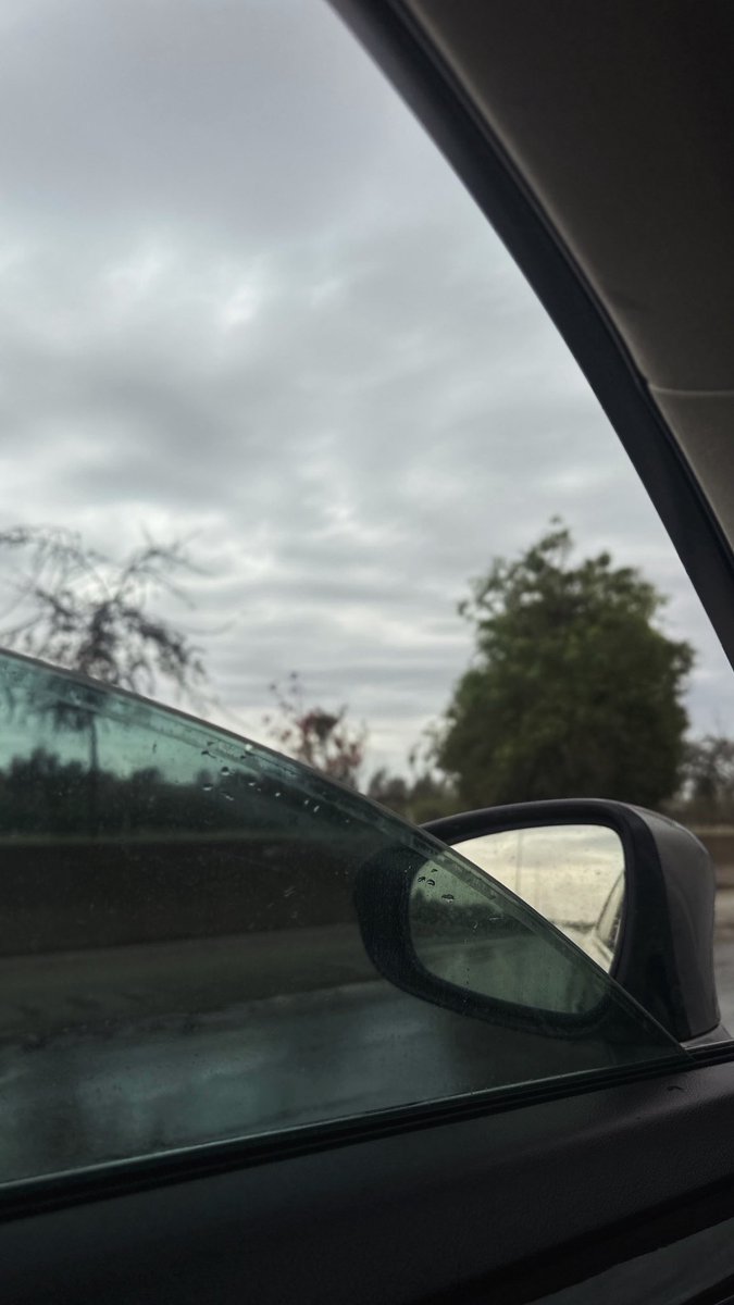 عن وعن كل القصمان أقيم اليوم عشرة على عشرة من الان🤎🌴