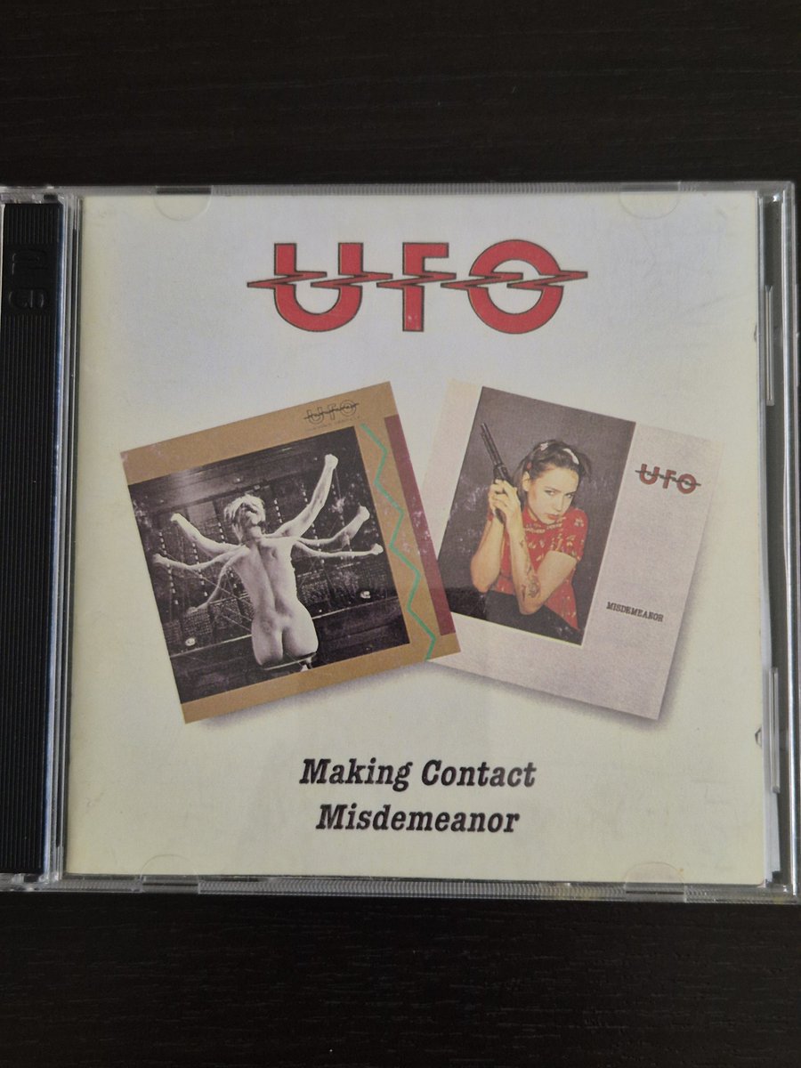 BubenikKarel's tweet photo. Twice UFO
#NowPlaying #UFOband https://t.co/Us6azL8Bk5